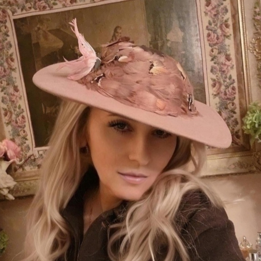 FEATHER COUTURE HAT BLUSH WOOL MUSEUM QUALITY
